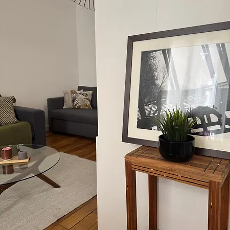 Apartment Charming Flat, Center Of
