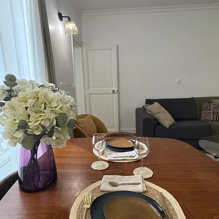 Apartment Charming Flat, Center Of Paris