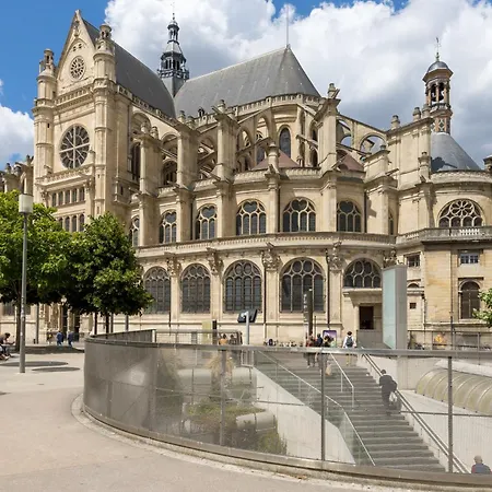 Charming Flat, Center Of Appartement Parijs